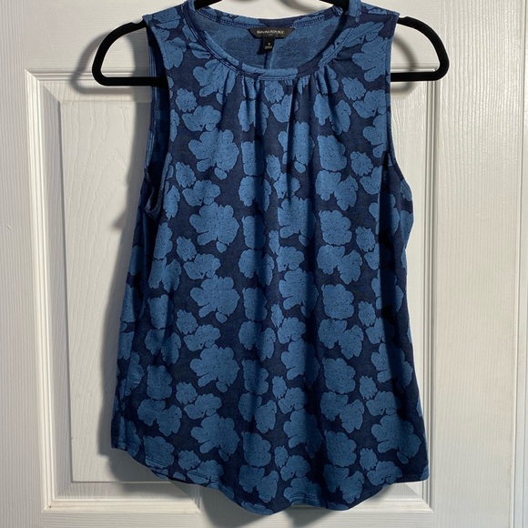 Banana Republic Tops - Banana Republic Blue Print Tank Top Small